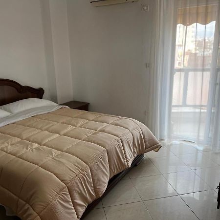 City Central Apartment 2 地拉那 外观 照片